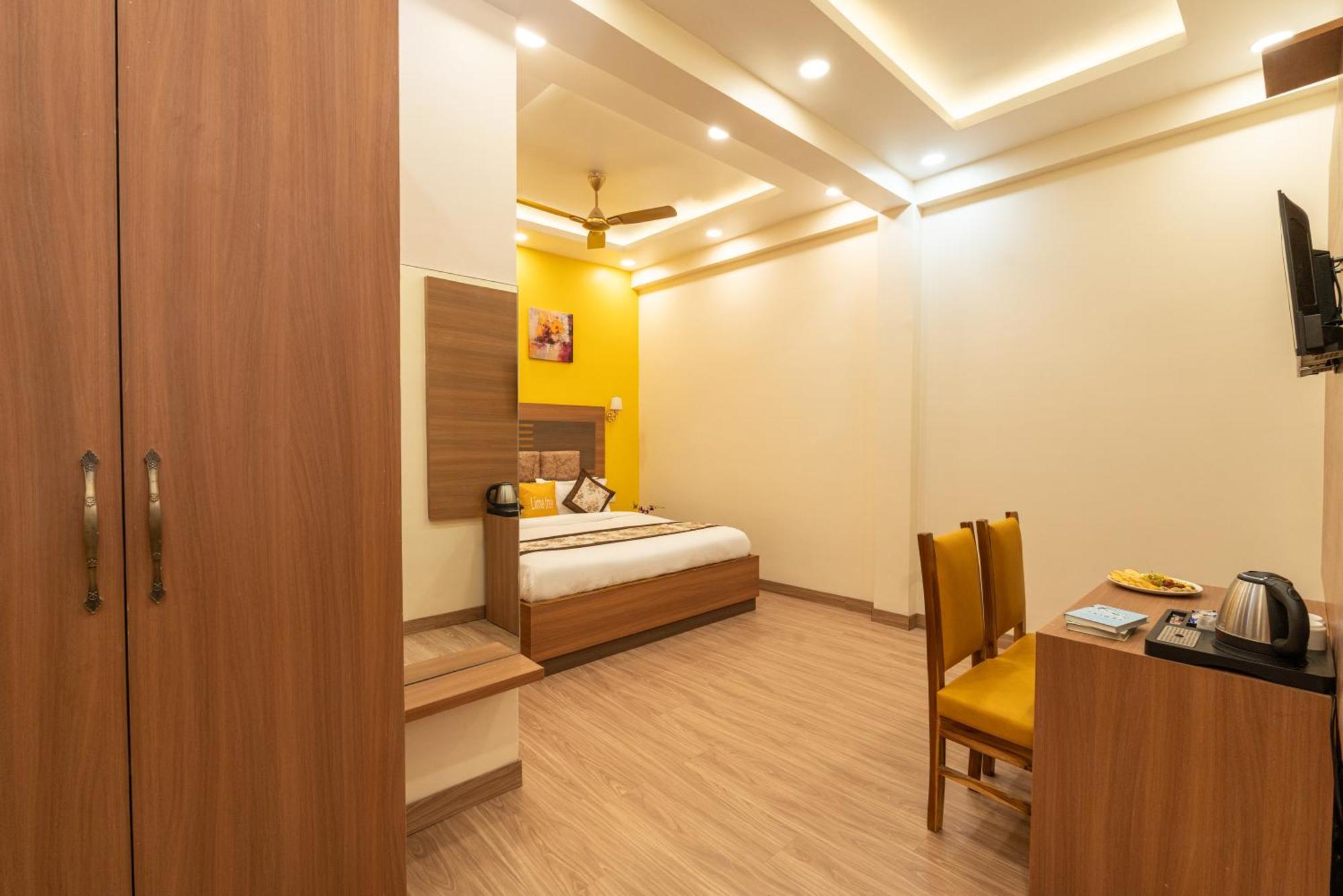 Lime Tree Hotel & One Bhk Serviced Apartment Noida - Sector 50 Metro Εξωτερικό φωτογραφία