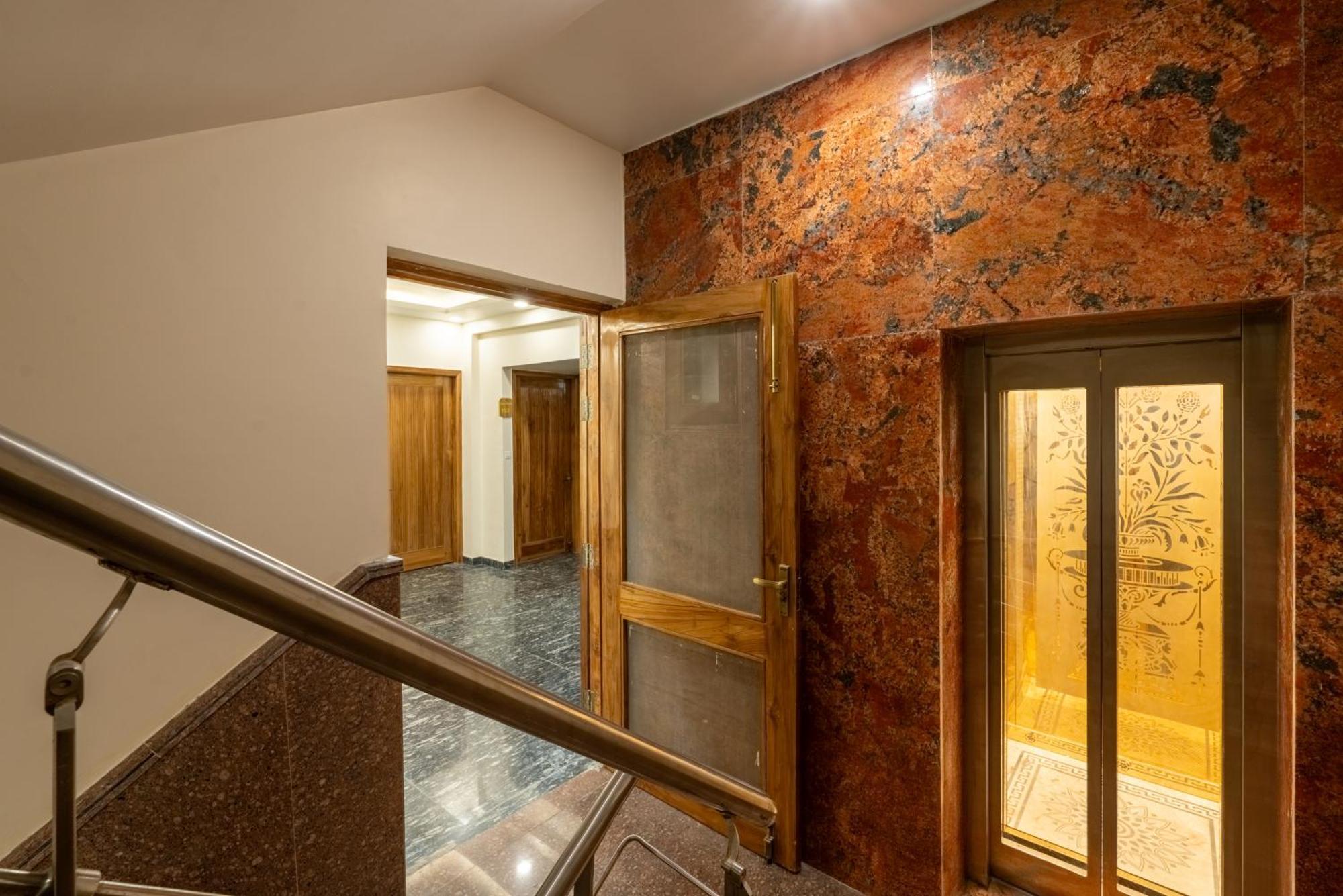 Lime Tree Hotel & One Bhk Serviced Apartment Noida - Sector 50 Metro Εξωτερικό φωτογραφία